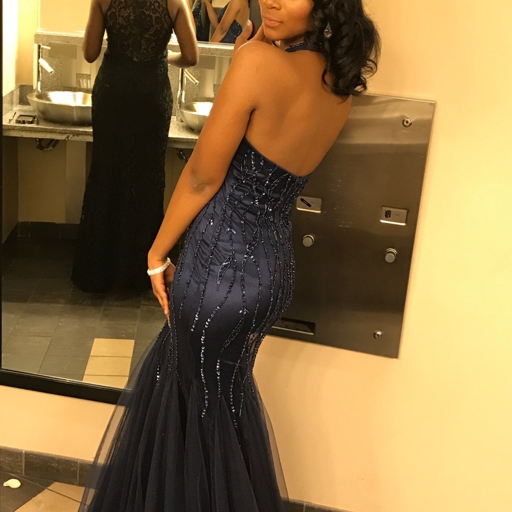 Prom dress - Picture 4 of 4